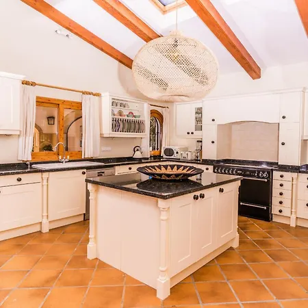 Casa Luna Villa *