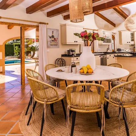 Casa Luna Villa *