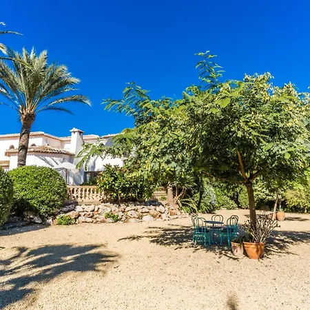 Casa Luna Villa *