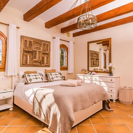 Casa Luna Villa *